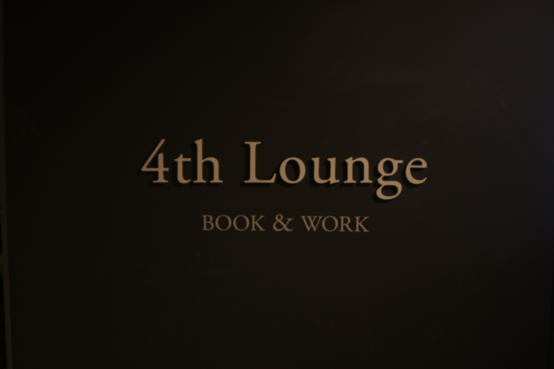 4thlounge,book&work